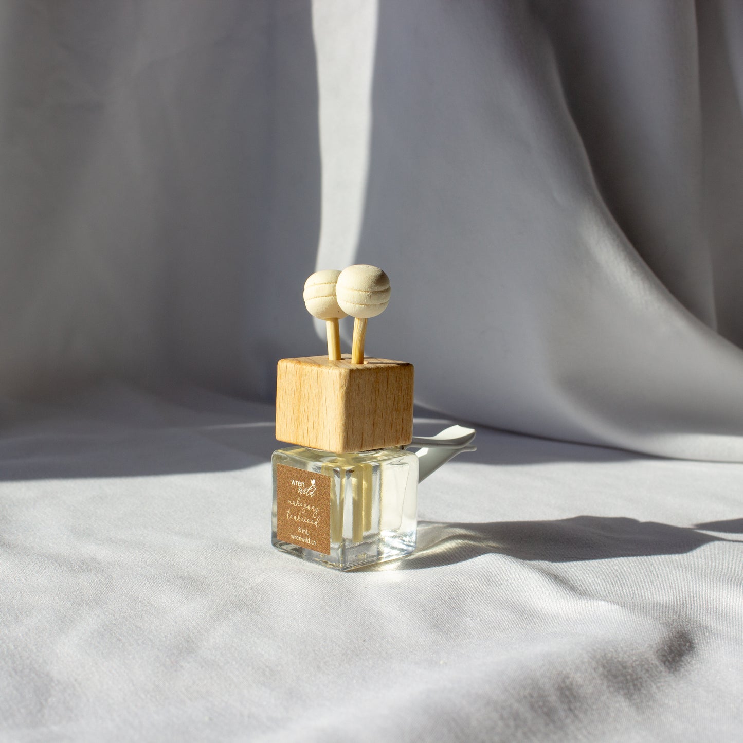 Mahogany Teakwood | mahogany, lavender, cedarwood